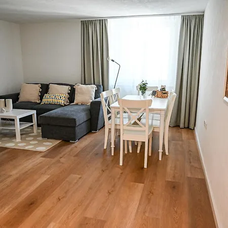 Apartma Cave Bliss
