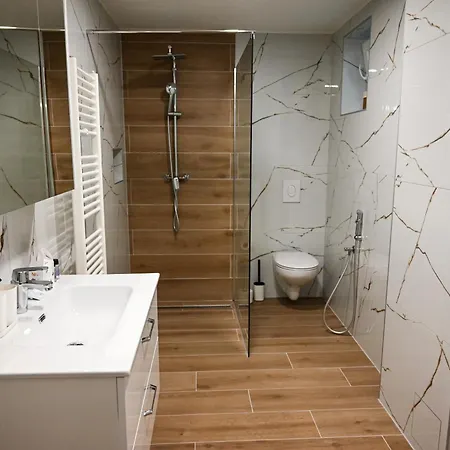 Apartma Cave Bliss *