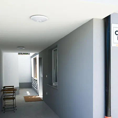 Apartment Apartma Cave Bliss