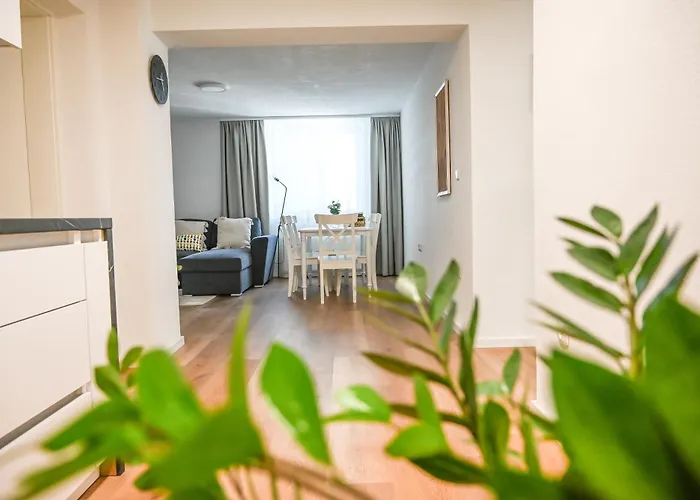 Apartma Cave Bliss דירה *